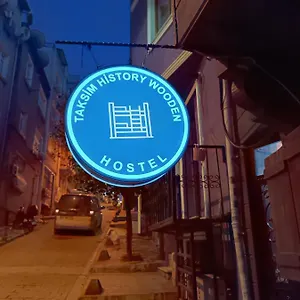 Хостел Taksim History Wooden, Стамбул
